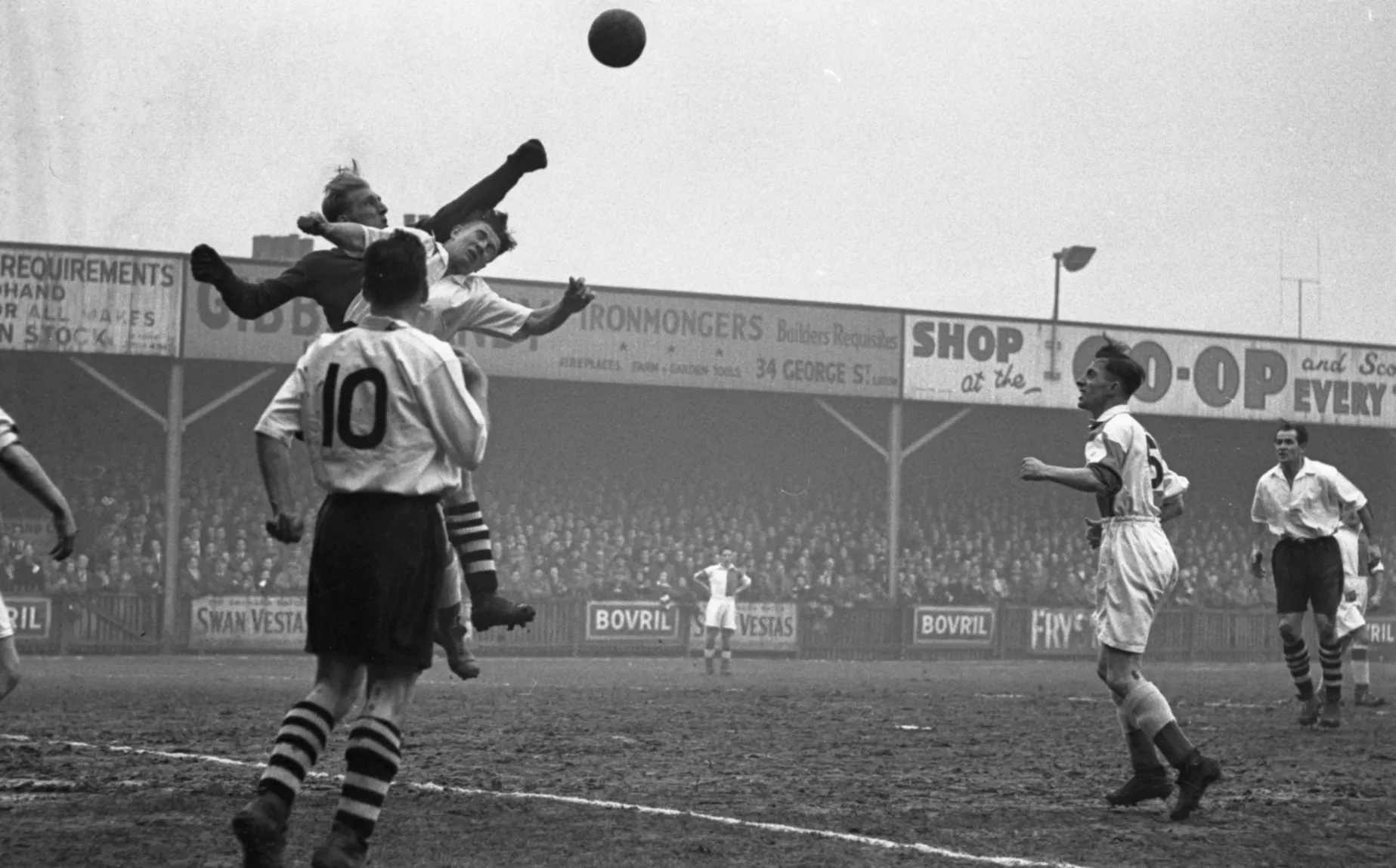 Luton Town FC vs Blackburn Rovers (10th Jan 1953) | Hatters Heritage ...
