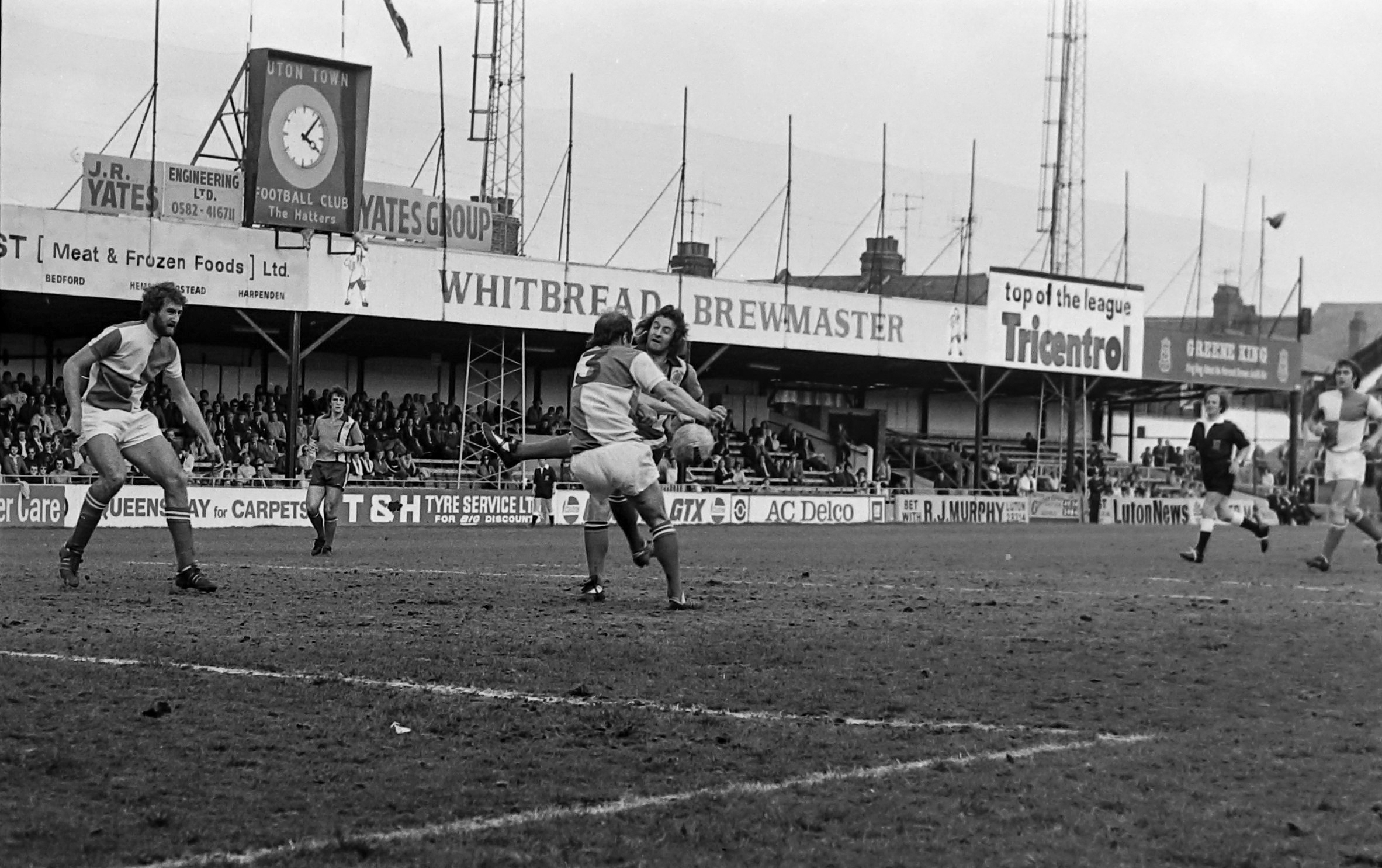 Luton Town FC vs Bristol Rovers (19th Apr 1976) | Hatters Heritage | A ...