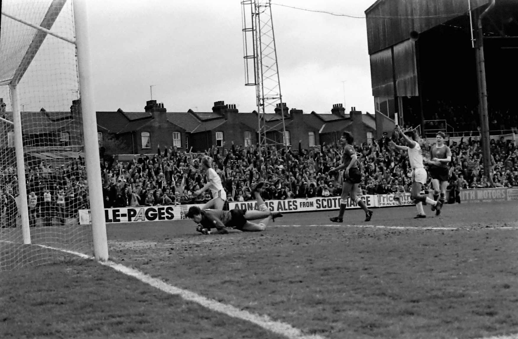 Fanion FC Sochaux – Aris Saloniki – Match Coupe UEFA 1982-1983 Vintage