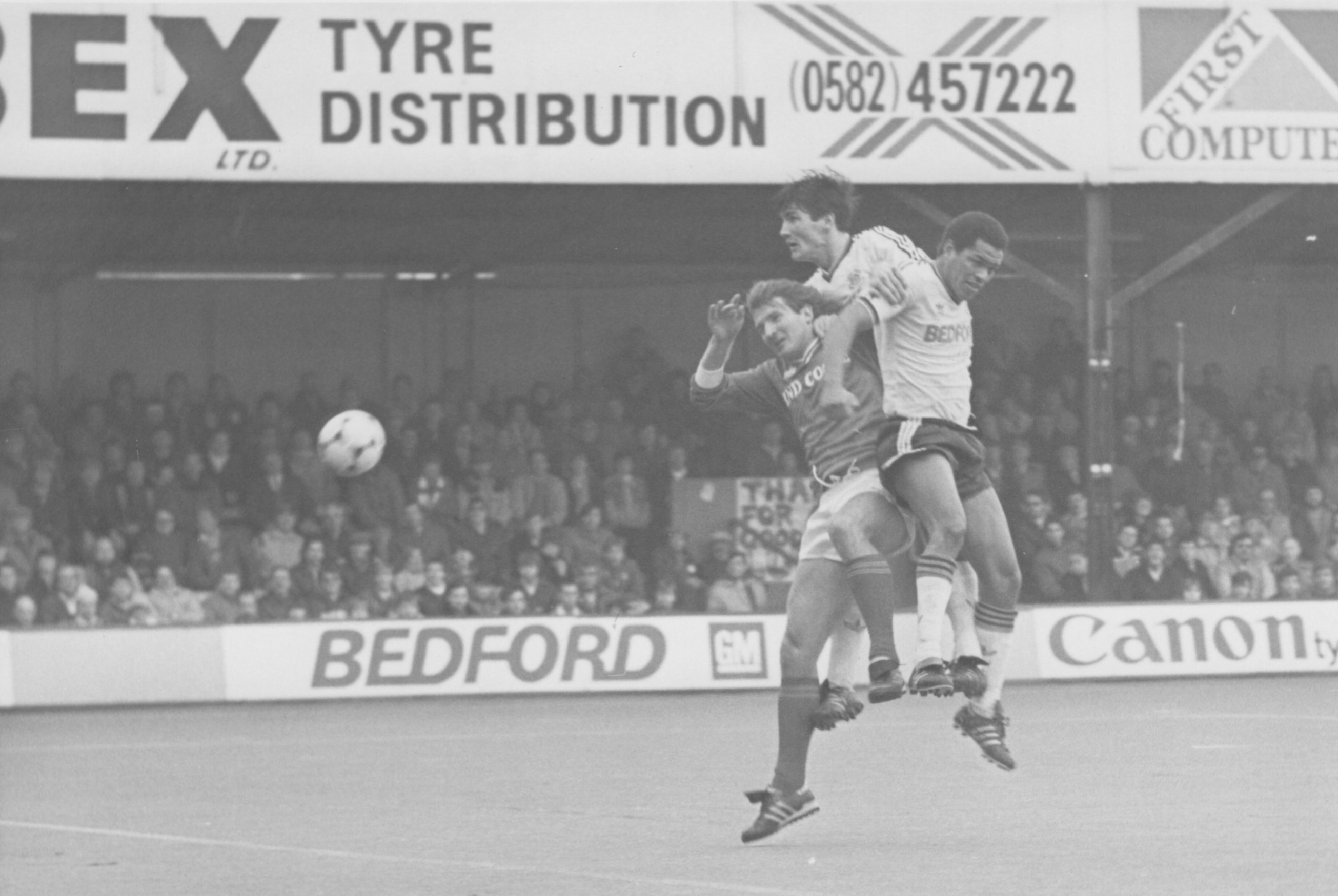 mick-harford-hatters-heritage-a-history-of-luton-town-fc