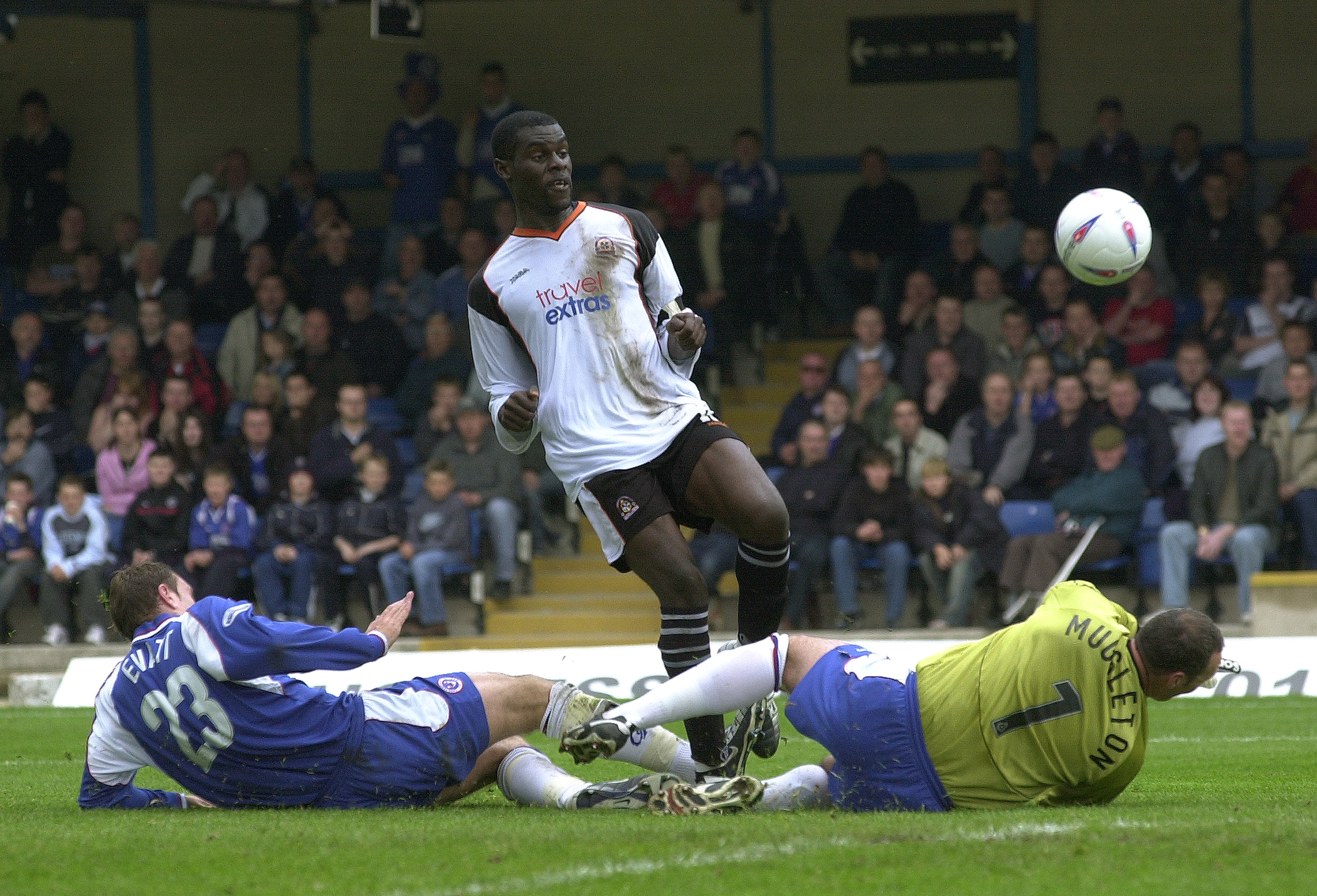 Chesterfield vs Luton Town FC (8th May 2004) | Hatters Heritage | A ...