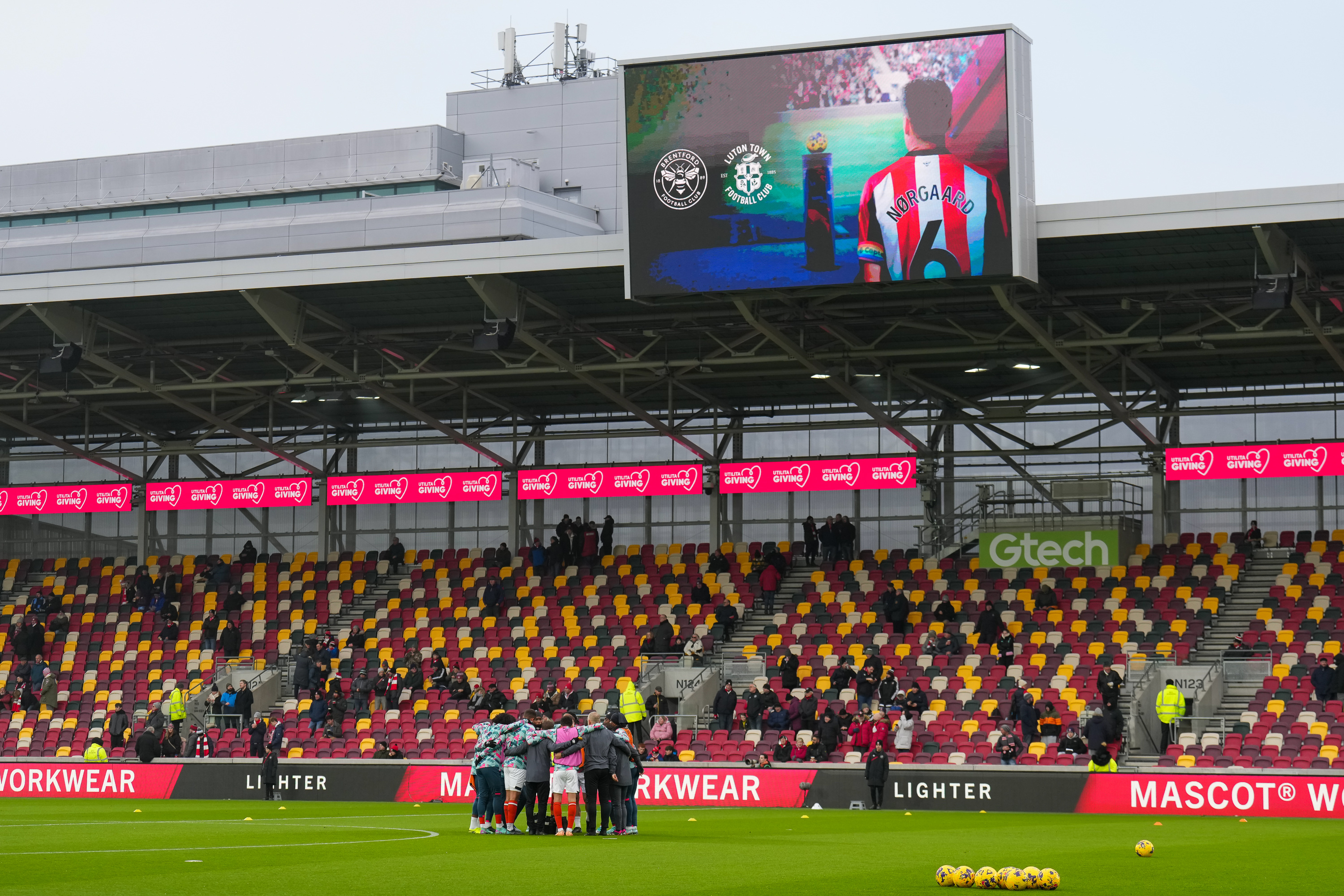 Brentford vs Luton Town FC (2nd Dec 2023) | Hatters Heritage | A ...