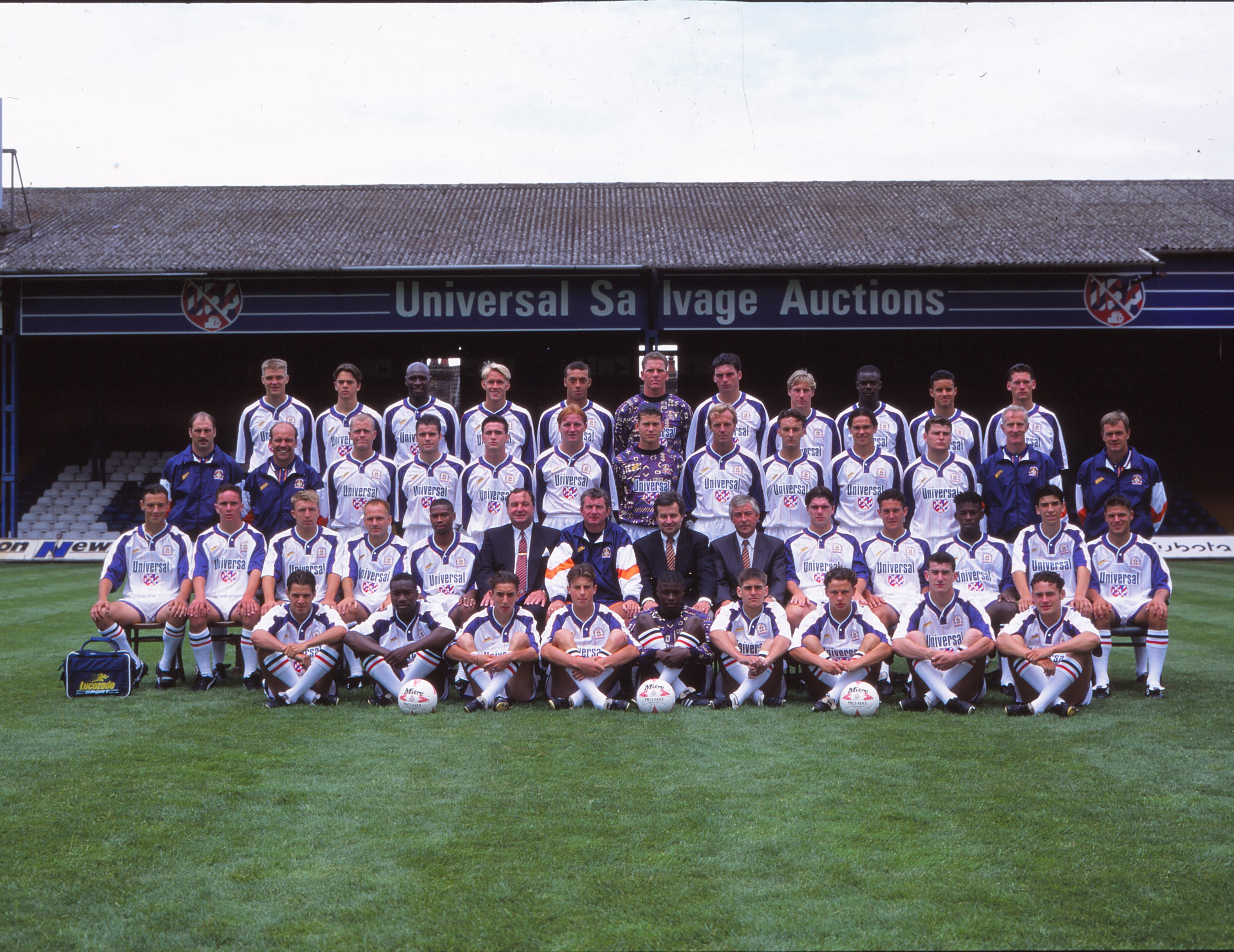Luton Town Team Photo 1994-95 4 | Hatters Heritage | A History of Luton ...