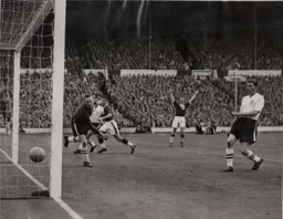 Tommy Wilson`s goal makes it 2-0 for Forest