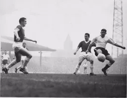 John Kilgannon attempts to force his way through the Unite rearguard