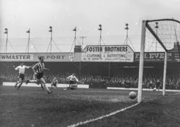 Tony Gregory (background) nets for the Town