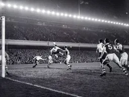 Robin Chandler with a flying header