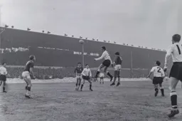 Ron Davies gets in a header