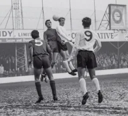 John Reid, on his home debut, shows determination