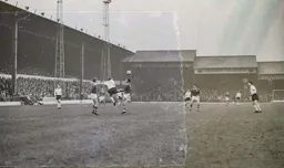 Tommy McKechnie heads the ball on