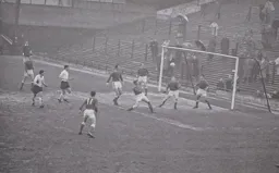 The photographer dis not want to get wet.