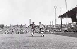 Tommy McKechnie shows some close control