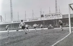 Bruce Rioch over runs the ball