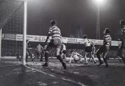 Bruce Rioch and Fred Jardine miss the ball