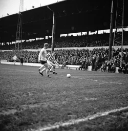 Brian Lewis attempts to turn with the ball