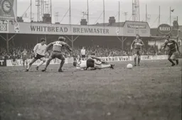 Keith Allen flat in the box