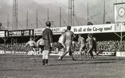 Mike Keen fires in a free kick