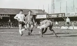 Malcolm Macdonald second to the ball