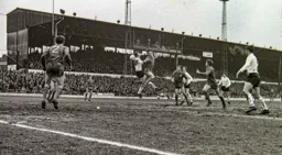 Mike Keen beaten to the header