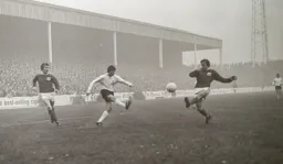 Jimmy Ryan chips one into the centre