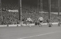 Malcolm Macdonald and Jimmy Ryan out wide