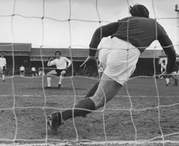 Don Givens nets from the spot