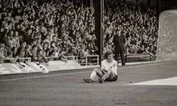 Peter Anderson celebrates the penalty award