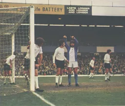 The Luton defence holds firm