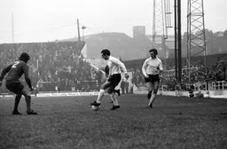 Bobby Thomson overlaps down the wing