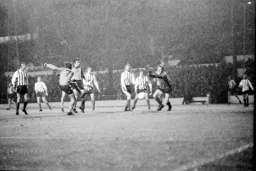 Jimmy Ryan tries a volley