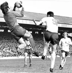 Graham Horn safely gathers the ball