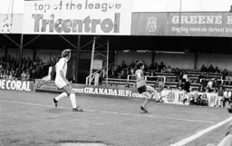 Barry Butlin controls the ball in front of the Bobbers