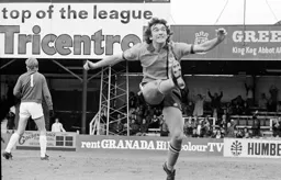 Peter Anderson celebrates