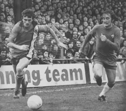 Jimmy Ryan has the beating of Steve Kember of Chelsea