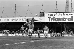Peter Anderson flies in