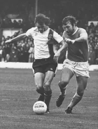 Jimmy Ryan shows close control