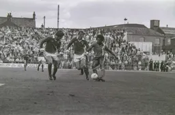 Ricky Hill crossing from the wing