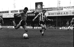 Brian Stein gets in an early cross