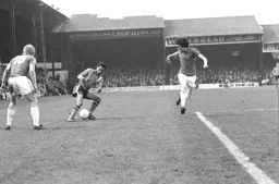 Brian Stein trying the Albion defenders in knots