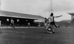 Ricky Hill approaching the six yard box