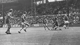 David Moss hammers in goal number five