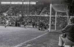 Brian Stein has an easy tap in