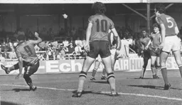 Brian Stein nets from close range