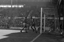 Bob Hatton scores in the first half (8)