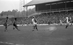 Ricky Hill tries his luck from edge of the box