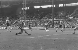 David Moss scores the fourth