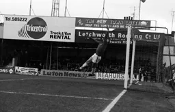 City keeper tips the ball over the ball