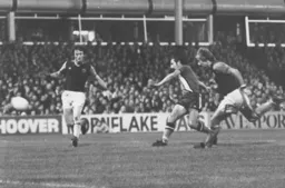 Bob Hatton slots home goal number 1