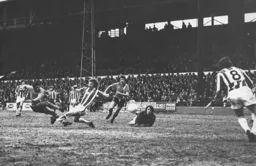 Brian Stein goes for a late winner