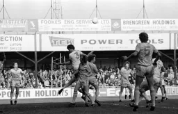 Mal Donaghy attacking